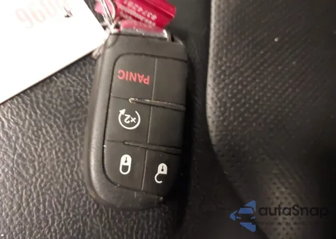 2019 Jeep Compass Limited 4X4 z USA, uszkodzony, nr VIN 3C4NJDCB6KT787209